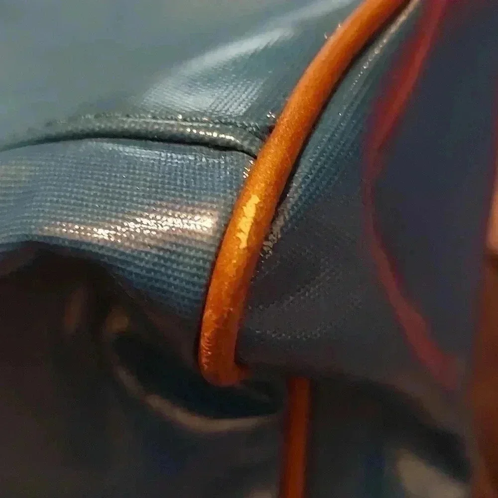 NWOT Simply Vera by Vera Wang Blue purse - Picture 7 of 9